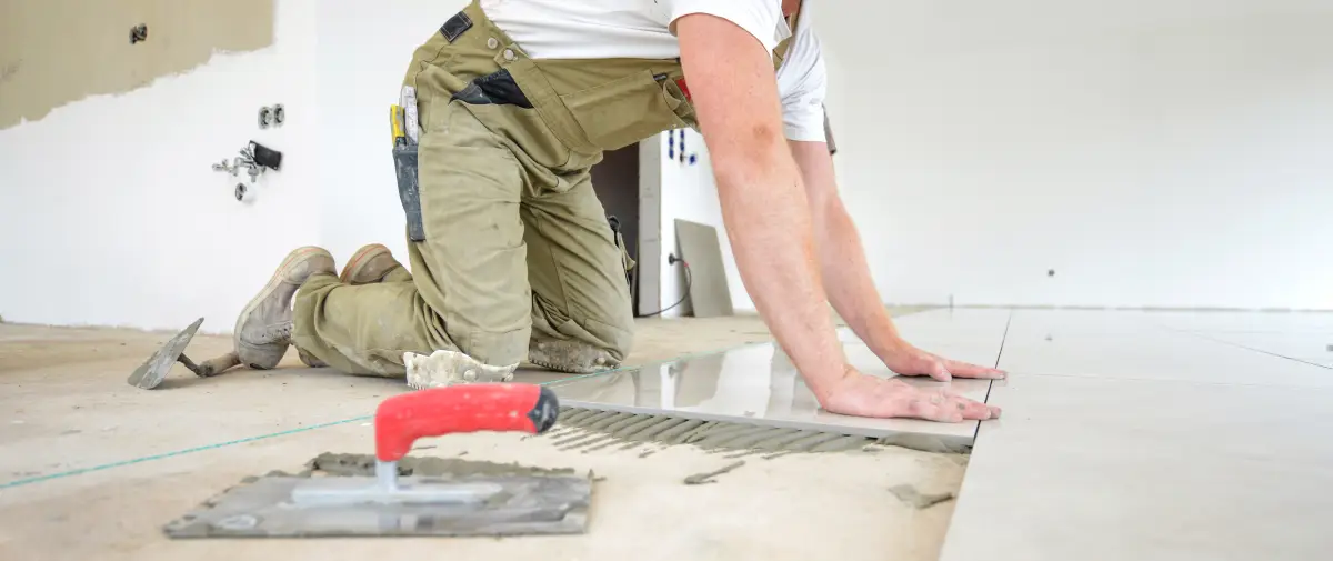 pose de carrelage en salle de bain